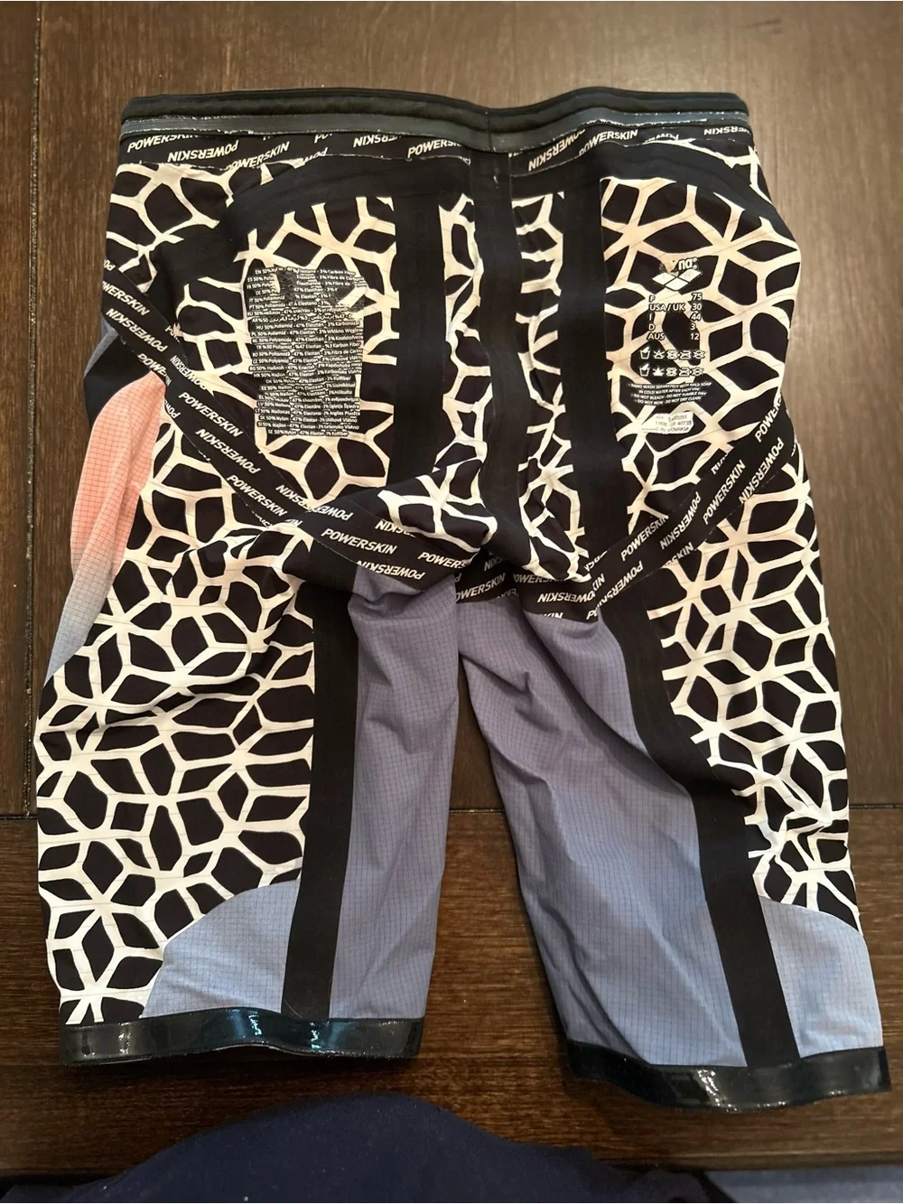 Lightly used Arena Men’s Powerskin Carbon Ultra tech suit jammer SIZE 30 / M